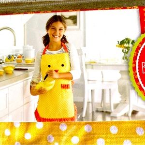 The Blossoms & Blooms Boutique Child’s Easter Chick Apron New in Package